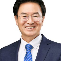 정진욱