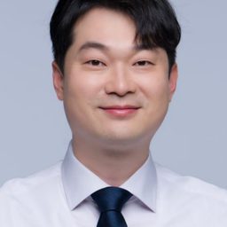 김동아