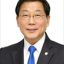 윤후덕